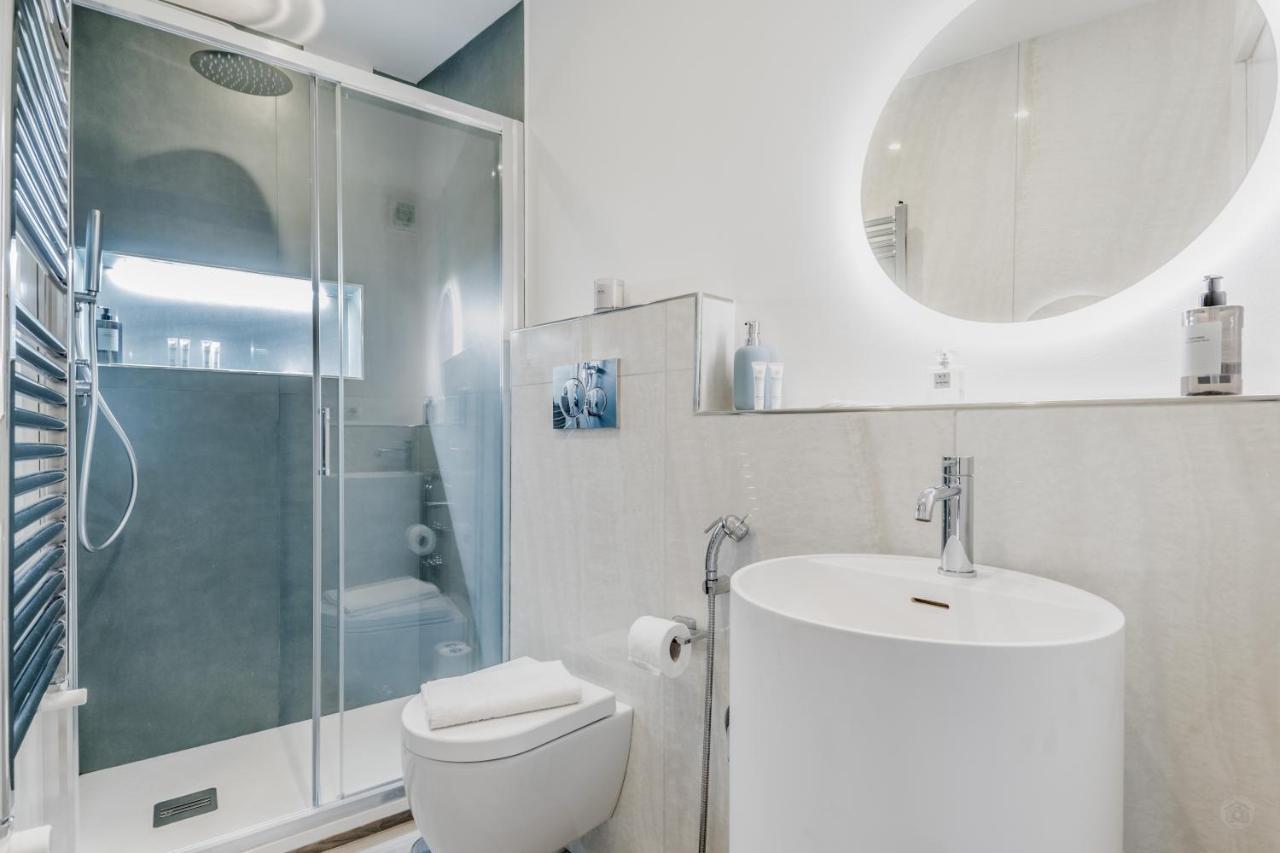 Bbhome Design Suite Apartment Over Trastevere District Рим Екстер'єр фото